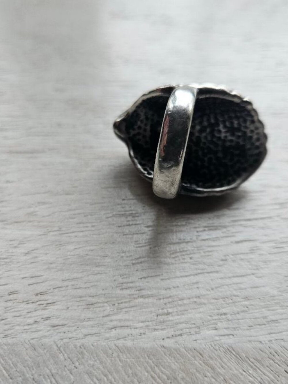 Statement Shell Silver Ring - Picture 5 of 11